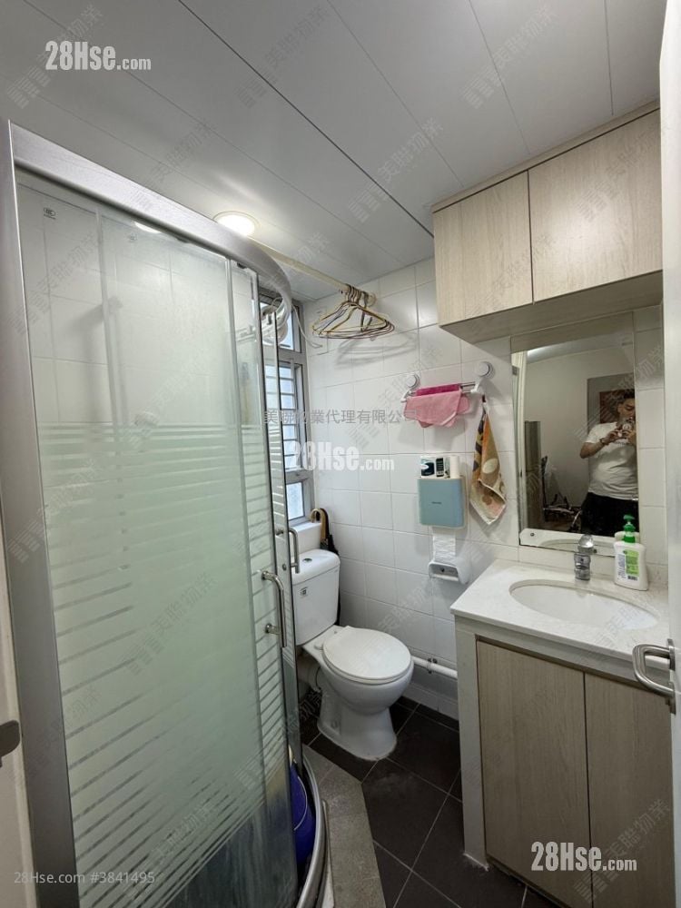 Yu Tai Court Sell 279 ft²