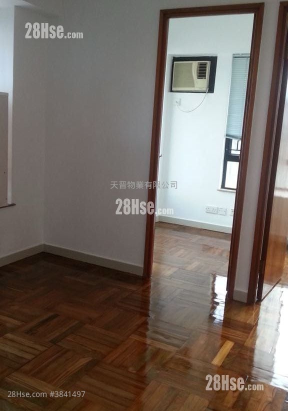 Palatial Stand Rental 2 Bedrooms , 1 Bathroom 258 ft²