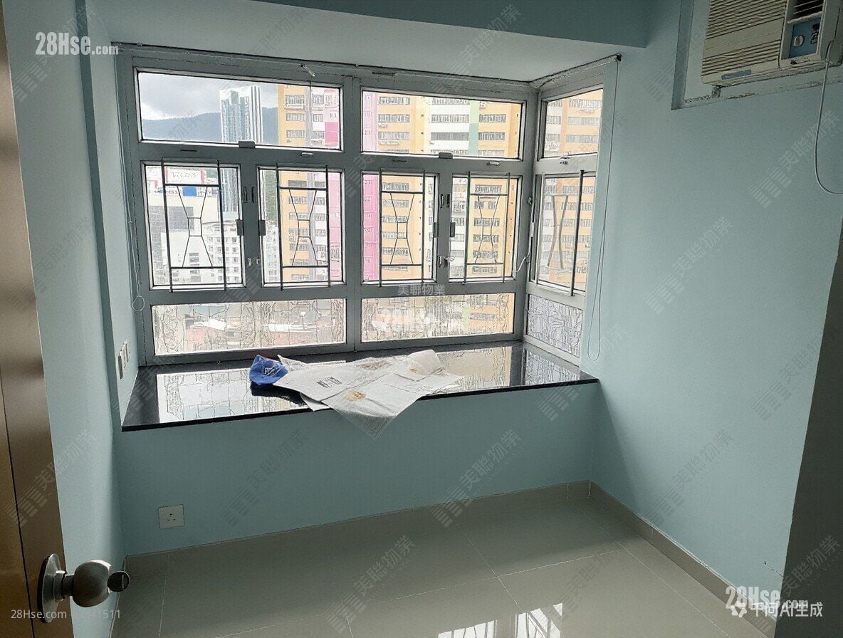 Po Sing Centre Rental 2 Bedrooms , 1 Bathroom 288 ft²