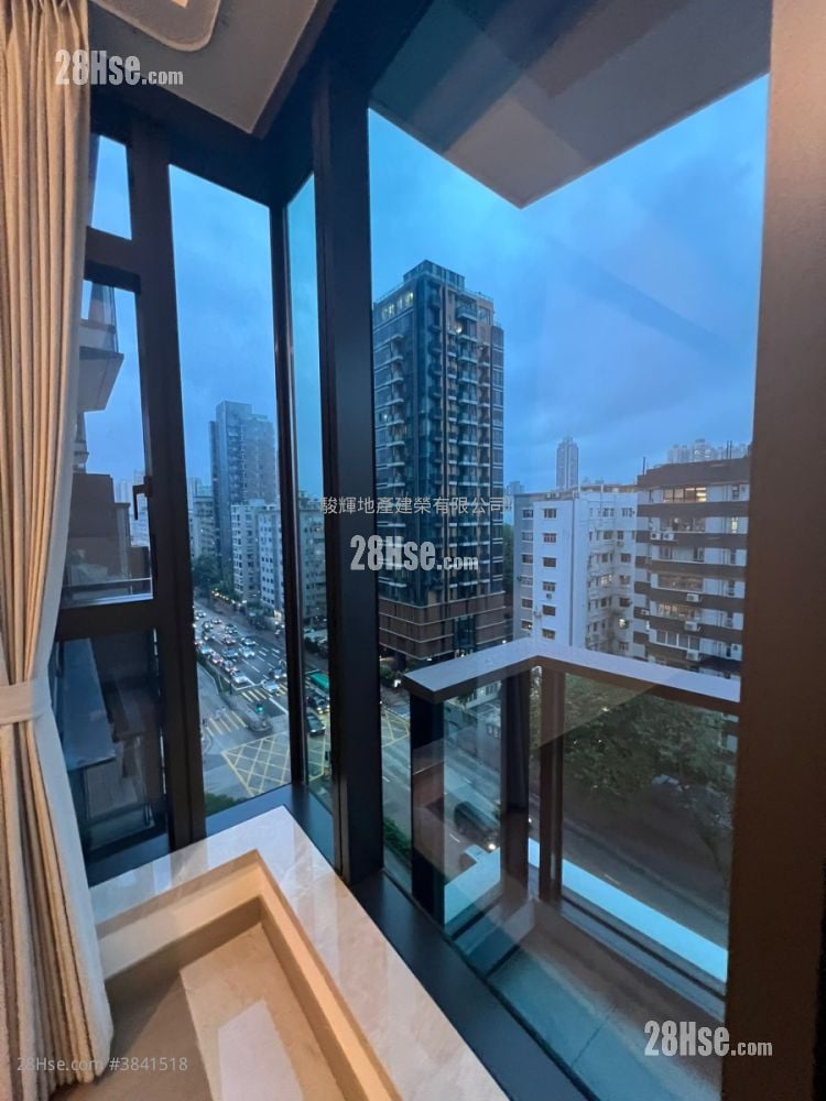 Prince Wesidence Rental 2 Bedrooms , 2 Bathrooms 561 ft²