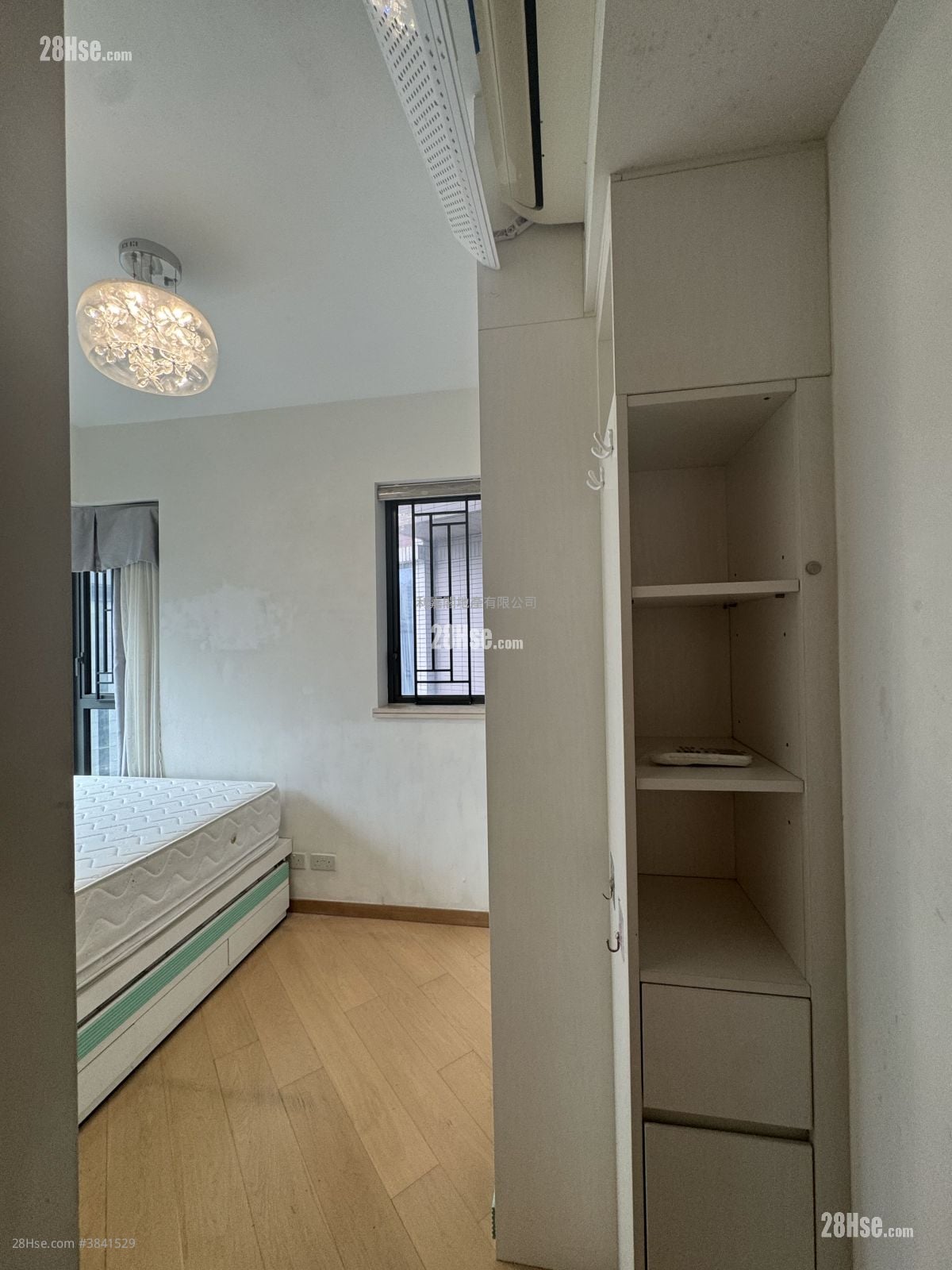 3 Muk Chui Street Rental 2 Bedrooms , 1 Bathroom 539 ft²