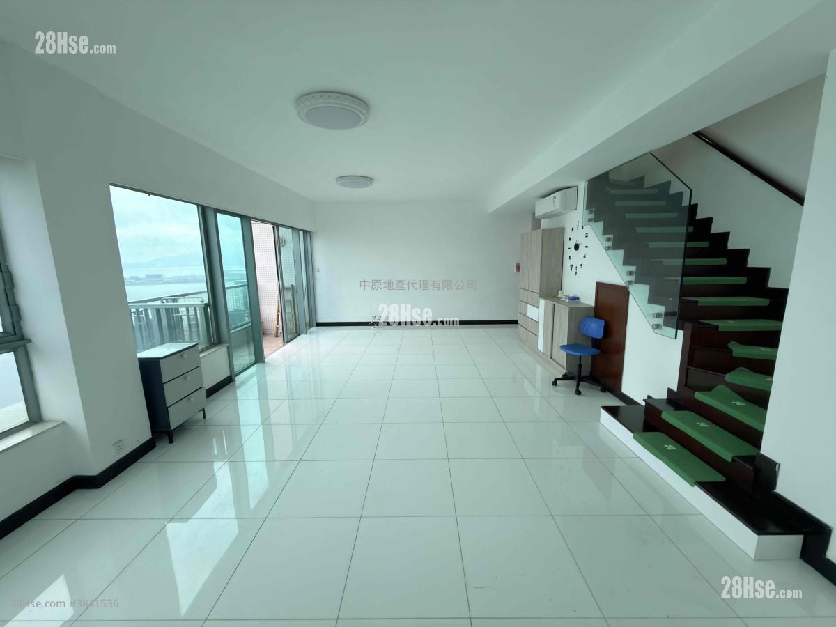 Coastal Skyline Sell 3 Bedrooms 1,400 ft²