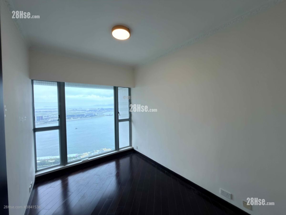 Coastal Skyline Sell 3 Bedrooms 1,400 ft²
