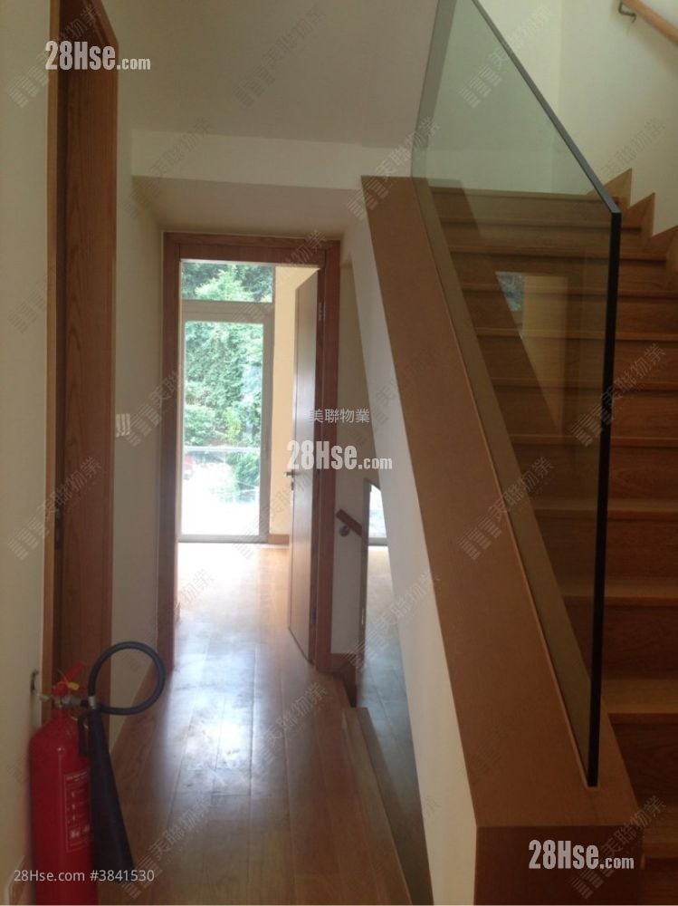 The Green Rental 1,423 ft²