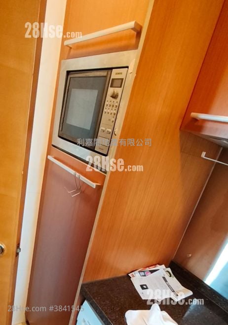 The Arch Sell 1 Bedroom , 1 Bathroom 395 ft²