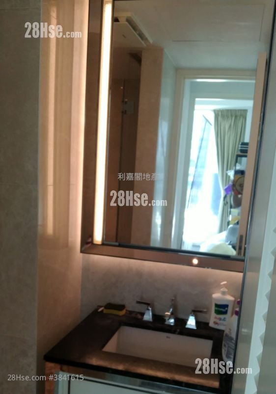 Capri Sell 1 Bedroom 404 ft²