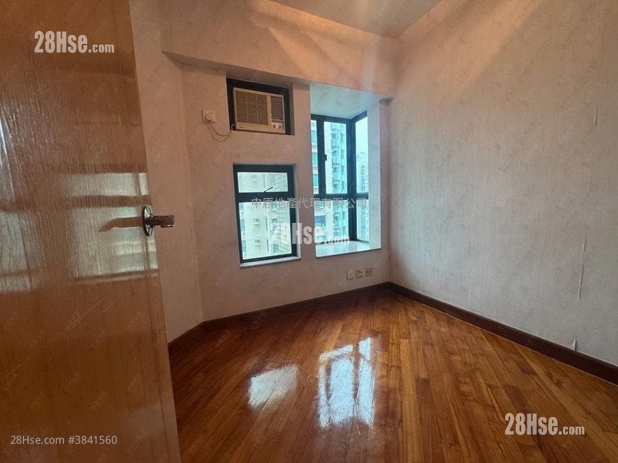 Grand Horizon Sell 2 Bedrooms , 1 Bathroom 463 ft²