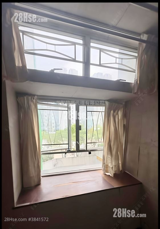 Whampoa Garden Sell 2 Bedrooms , 1 Bathroom 505 ft²