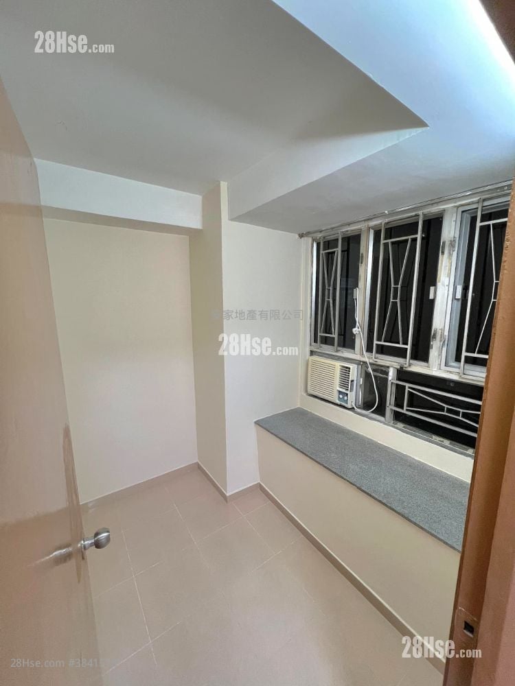 King Moon Heights Rental 309 ft²