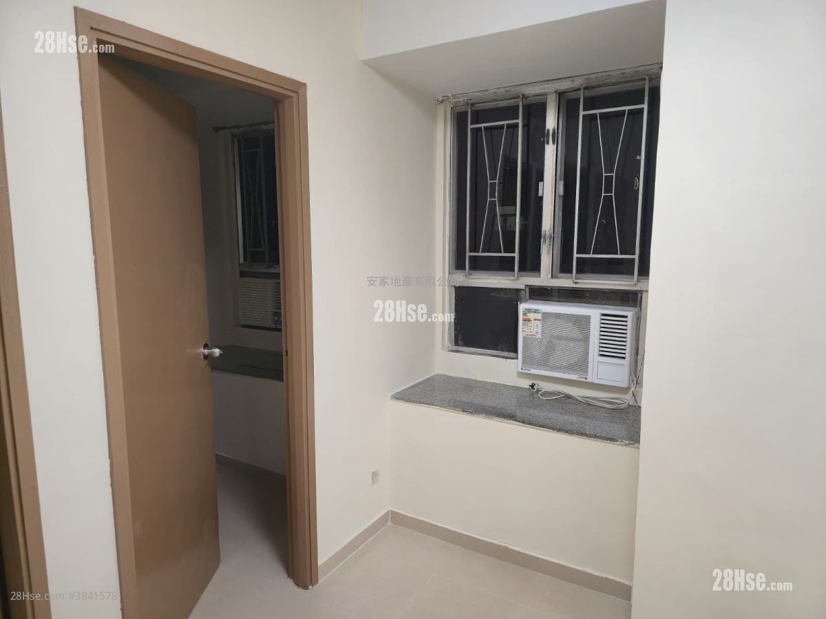 King Moon Heights Rental 309 ft²