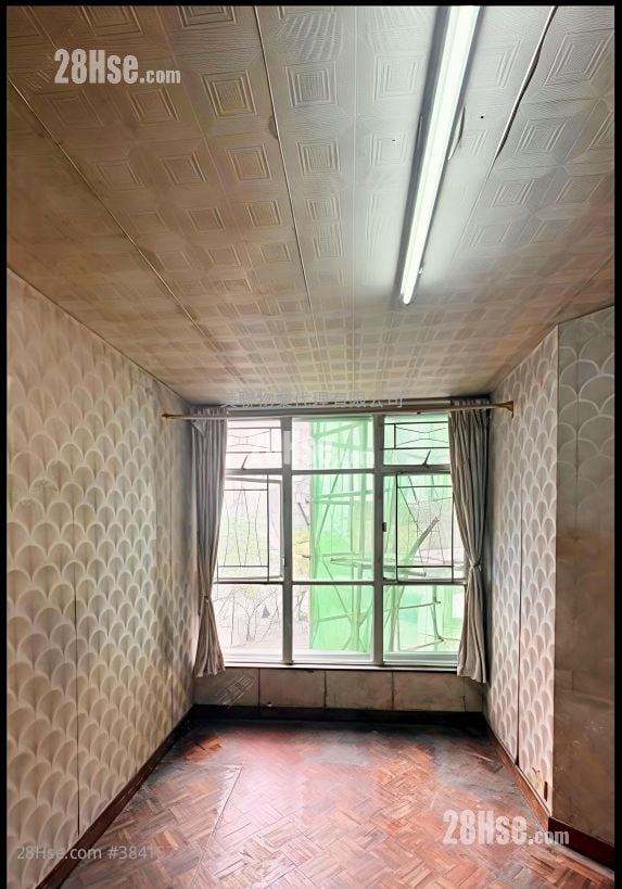 Whampoa Garden Sell 2 Bedrooms , 1 Bathroom 505 ft²