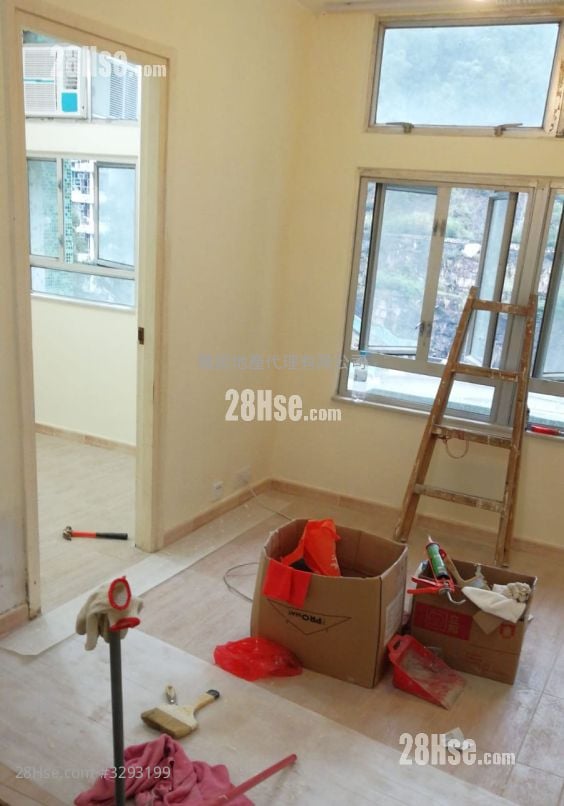 Hong Pak Court Rental 2 Bedrooms , 1 Bathroom 401 ft²