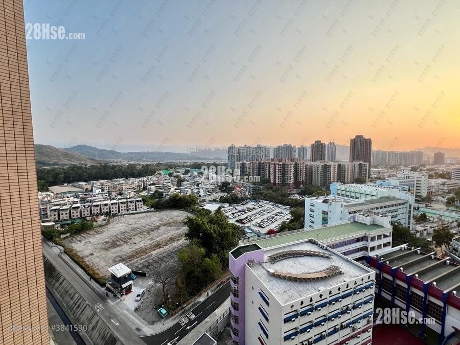 Yoho Town Sell 2 Bedrooms 422 ft²
