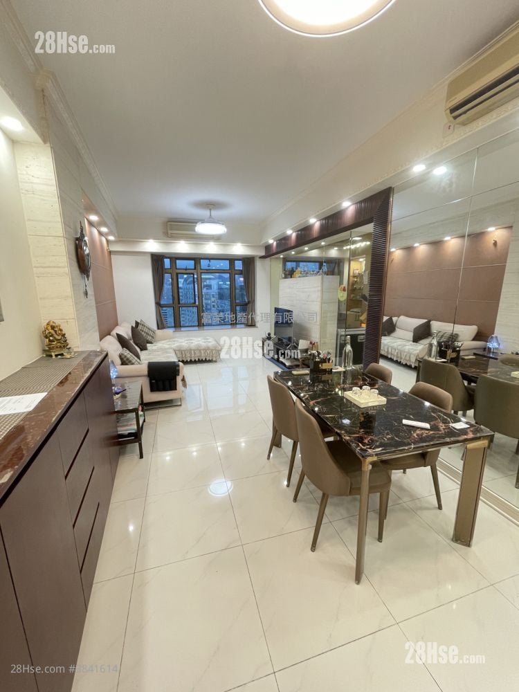 Royal Peninsula Sell 4 Bedrooms , 3 Bathrooms 1,043 ft²
