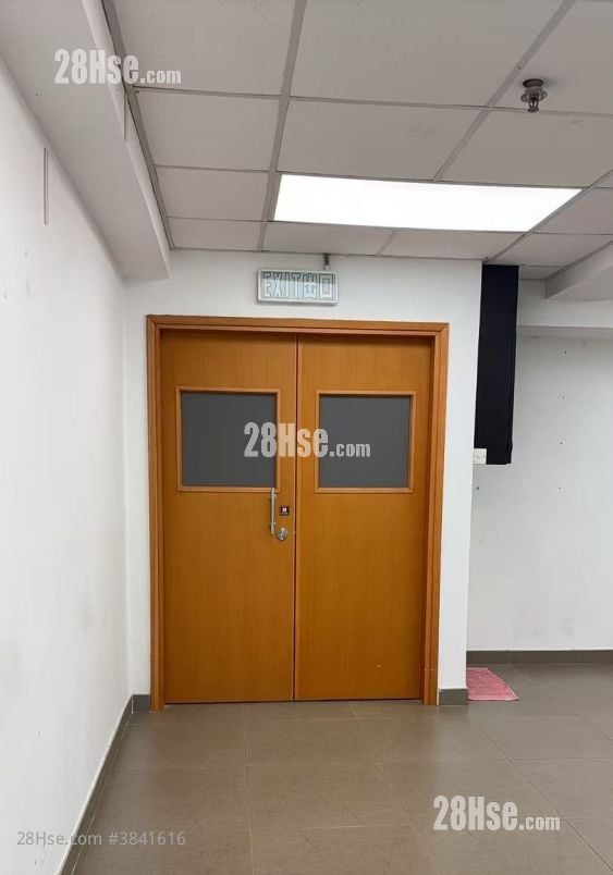 Shing Yip Industrial Building Rental 1 Bedroom , 1 Toilet