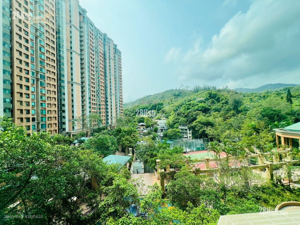 Palatial Coast Sell 3 Bedrooms , 1 Bathroom 684 ft²