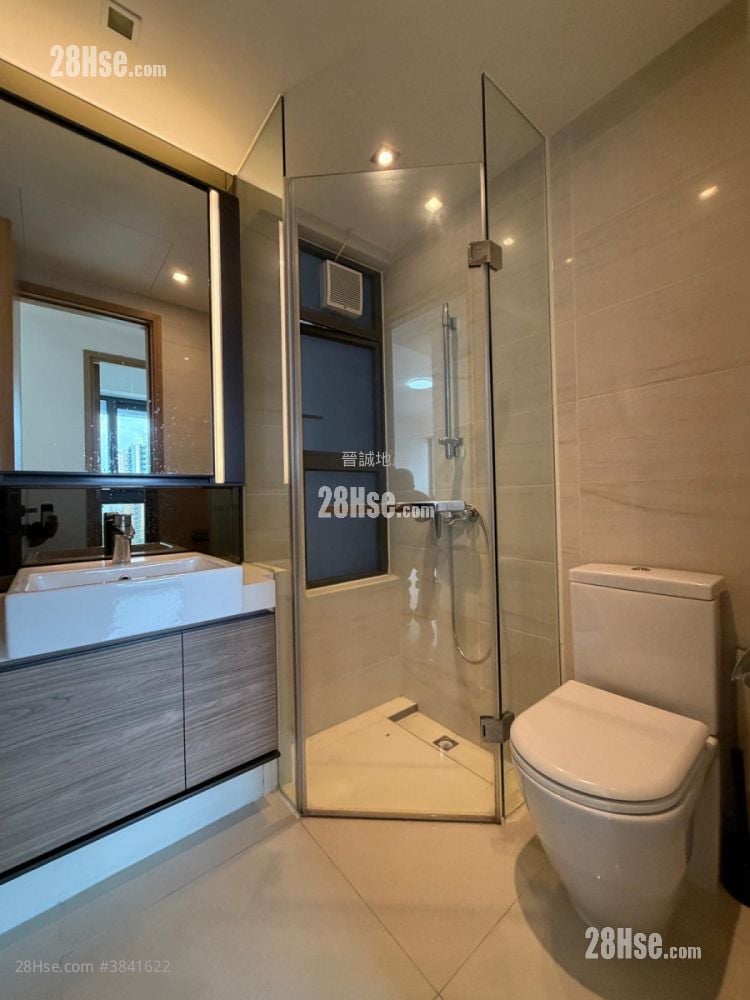 The Bloomsway Sell 4 Bedrooms , 3 Bathrooms 976 ft²