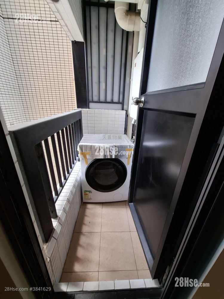 The Sherwood Sell 2 Bedrooms , 1 Bathroom 568 ft²