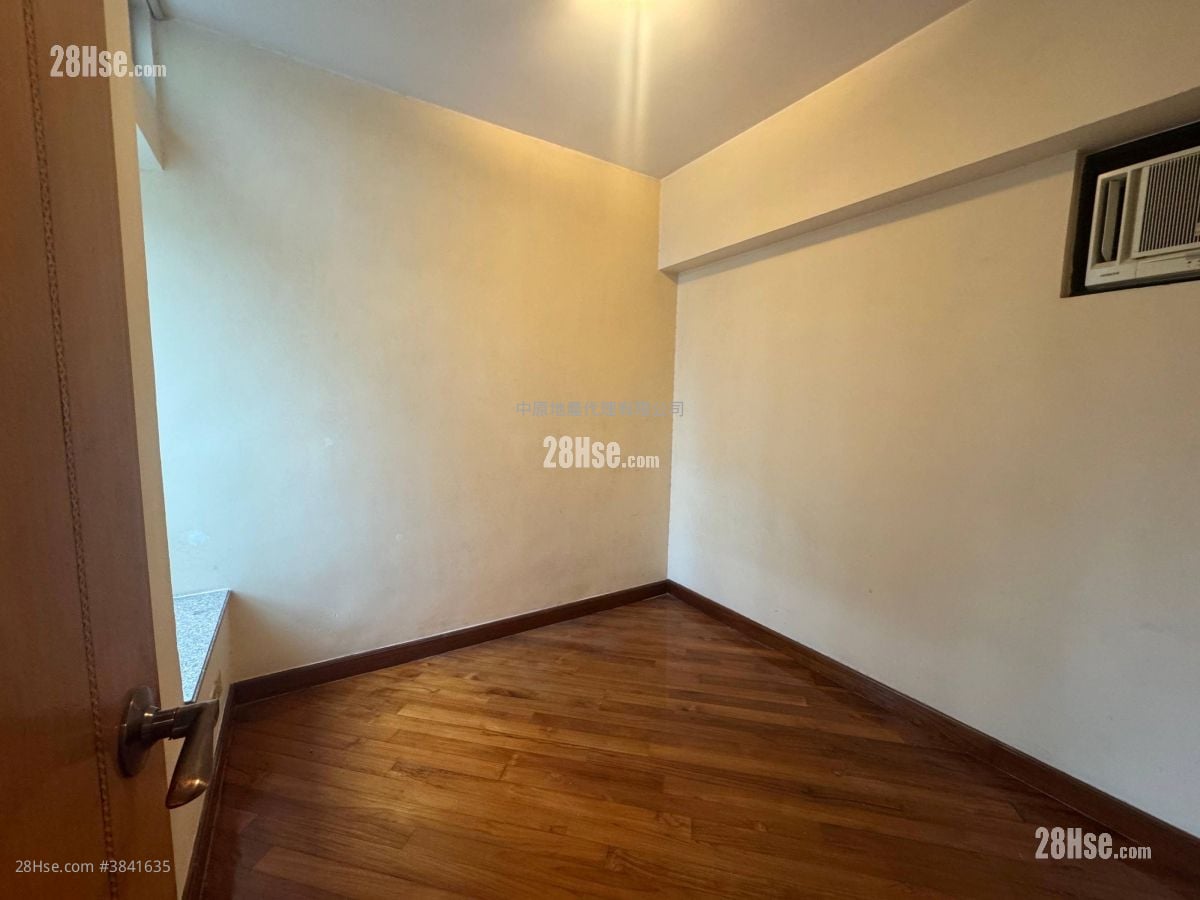 Grand Horizon Sell 2 Bedrooms , 1 Bathroom 463 ft²