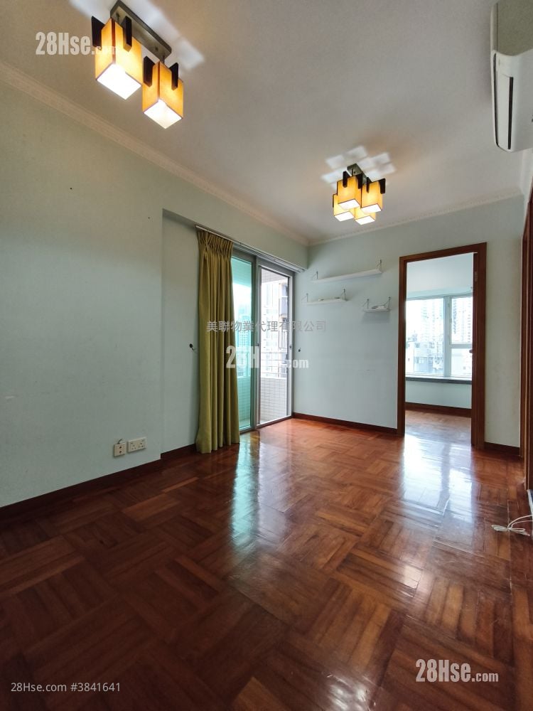 Metro Harbour View Sell 2 Bedrooms , 1 Bathroom 347 ft²