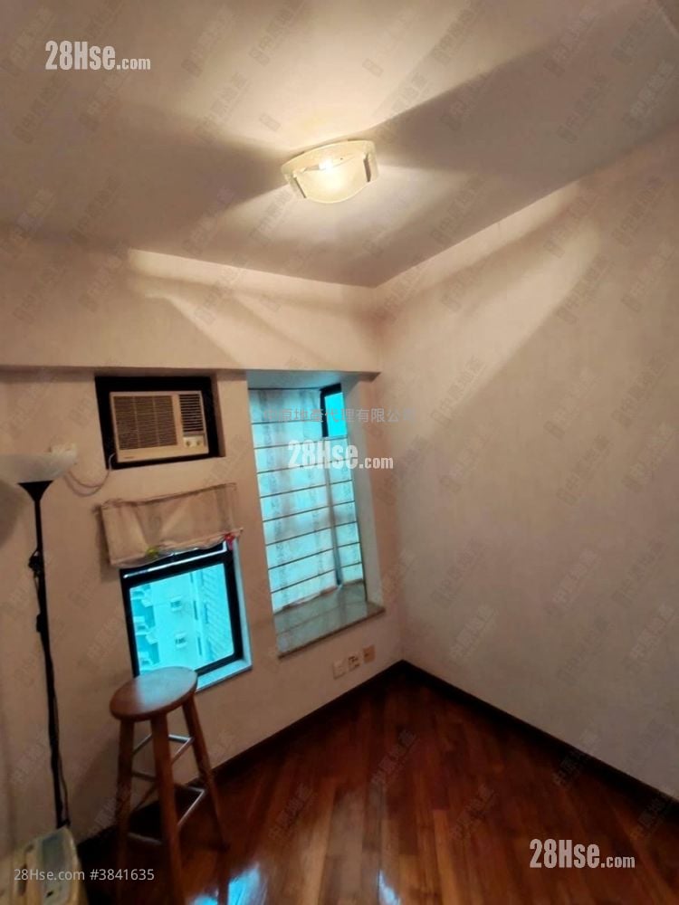 Grand Horizon Sell 2 Bedrooms , 1 Bathroom 463 ft²