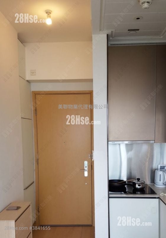 Gardenia Sell 1 Bedroom 270 ft²