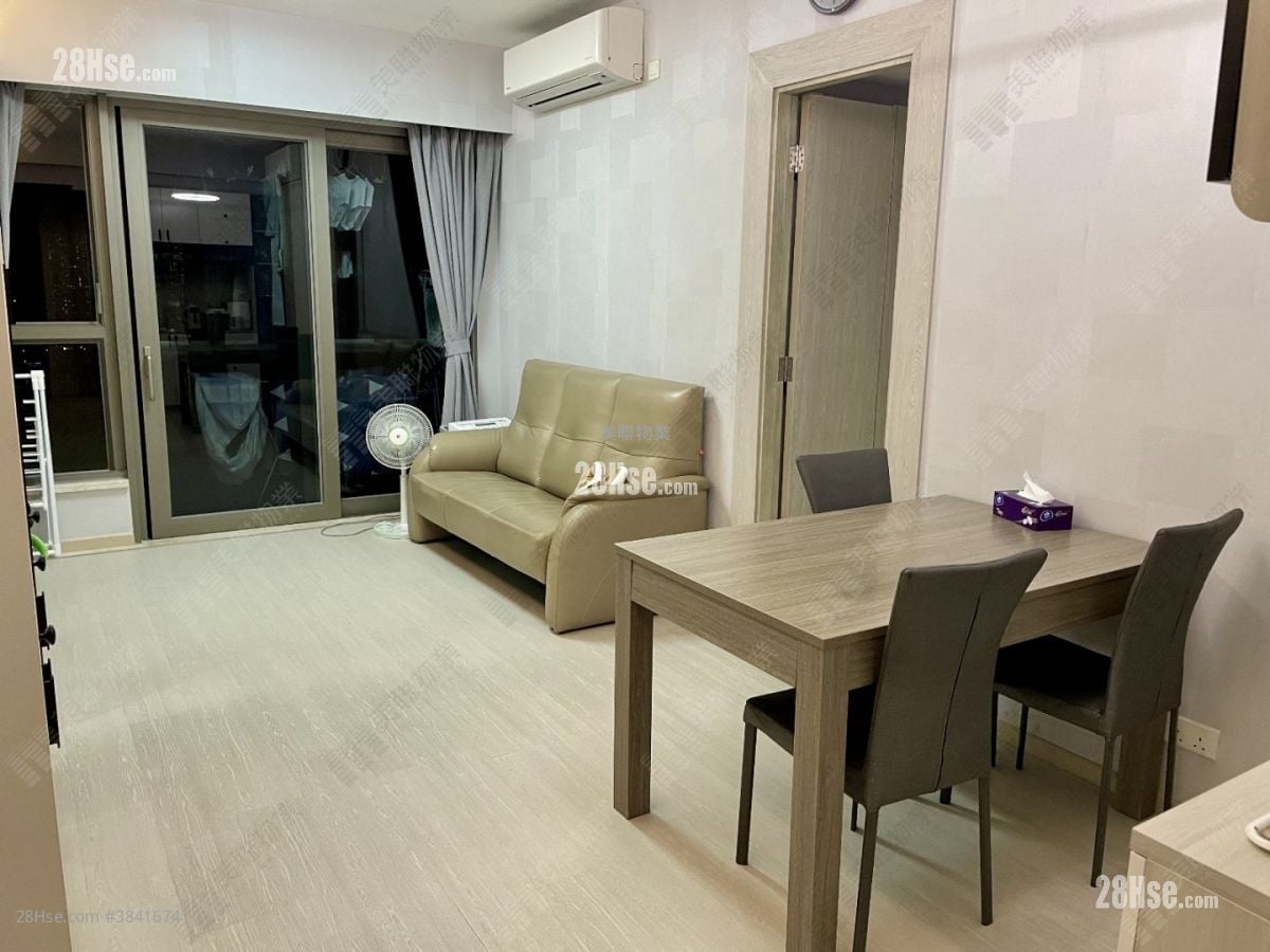 Sea To Sky Sell 3 Bedrooms , 2 Bathrooms 702 ft²