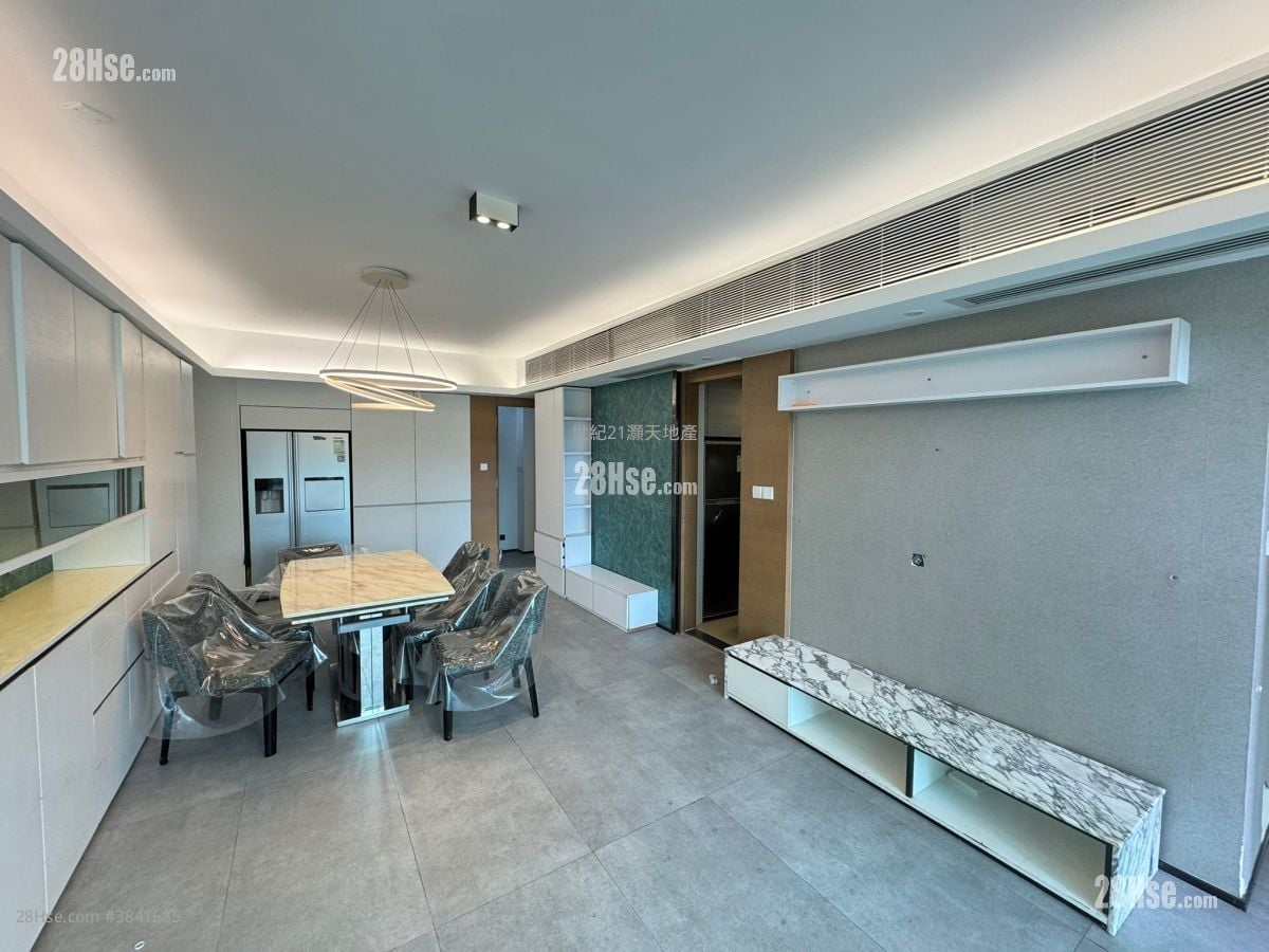 Mont Vert Sell 3 Bedrooms , 3 Bathrooms 933 ft²