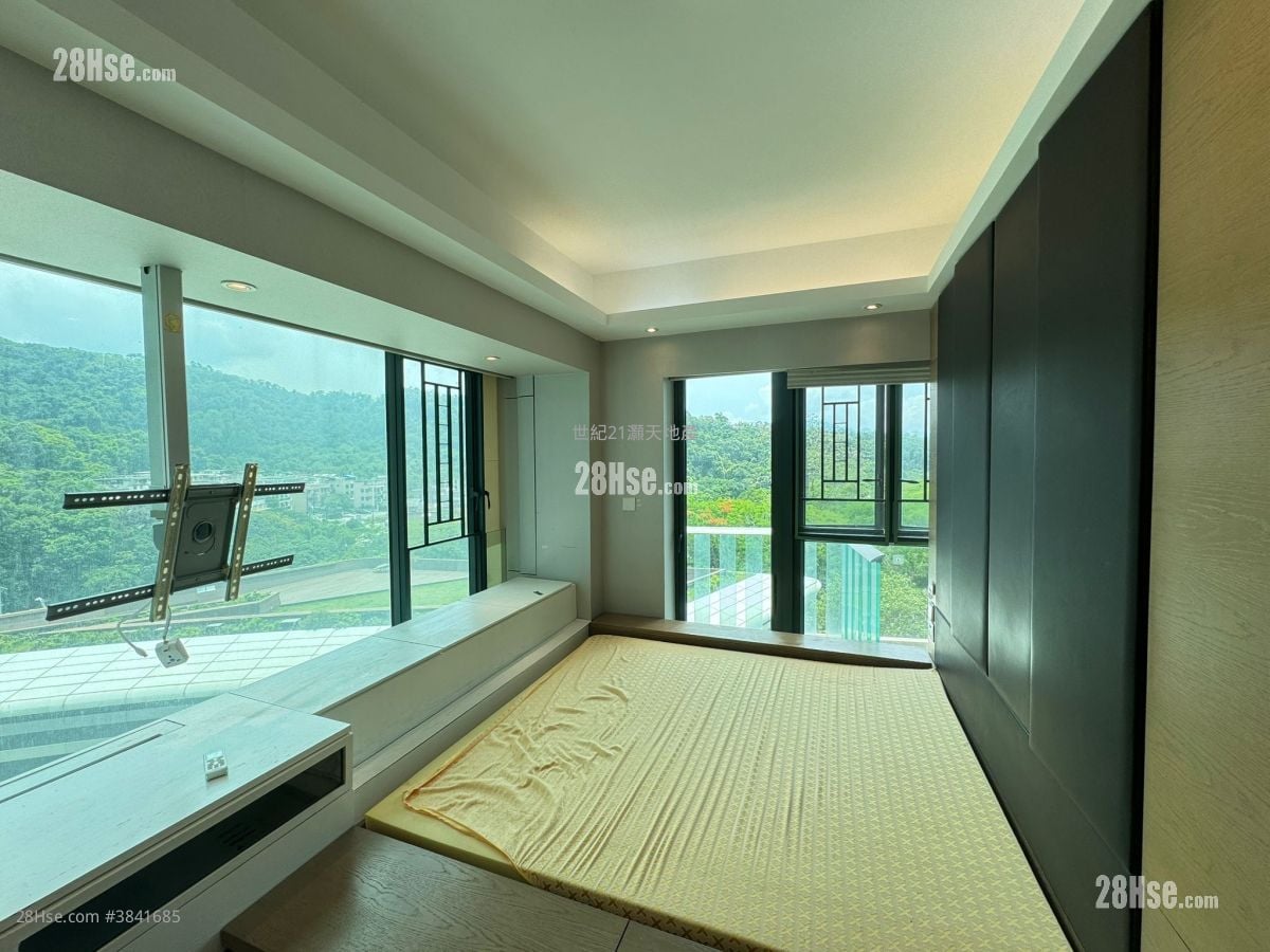 Mont Vert Sell 3 Bedrooms , 3 Bathrooms 933 ft²