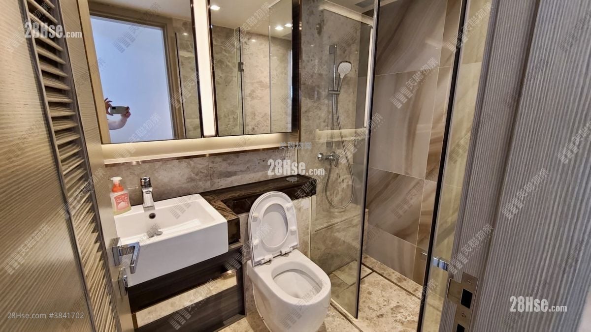 The Wings Sell 4 Bedrooms , 3 Bathrooms 977 ft²