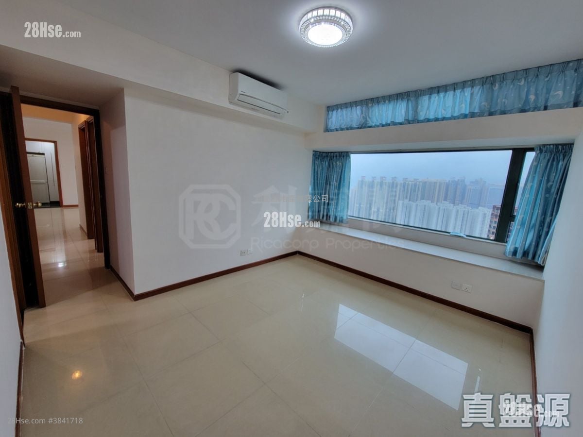Residence Oasis Rental 4 Bedrooms , 3 Bathrooms 943 ft²