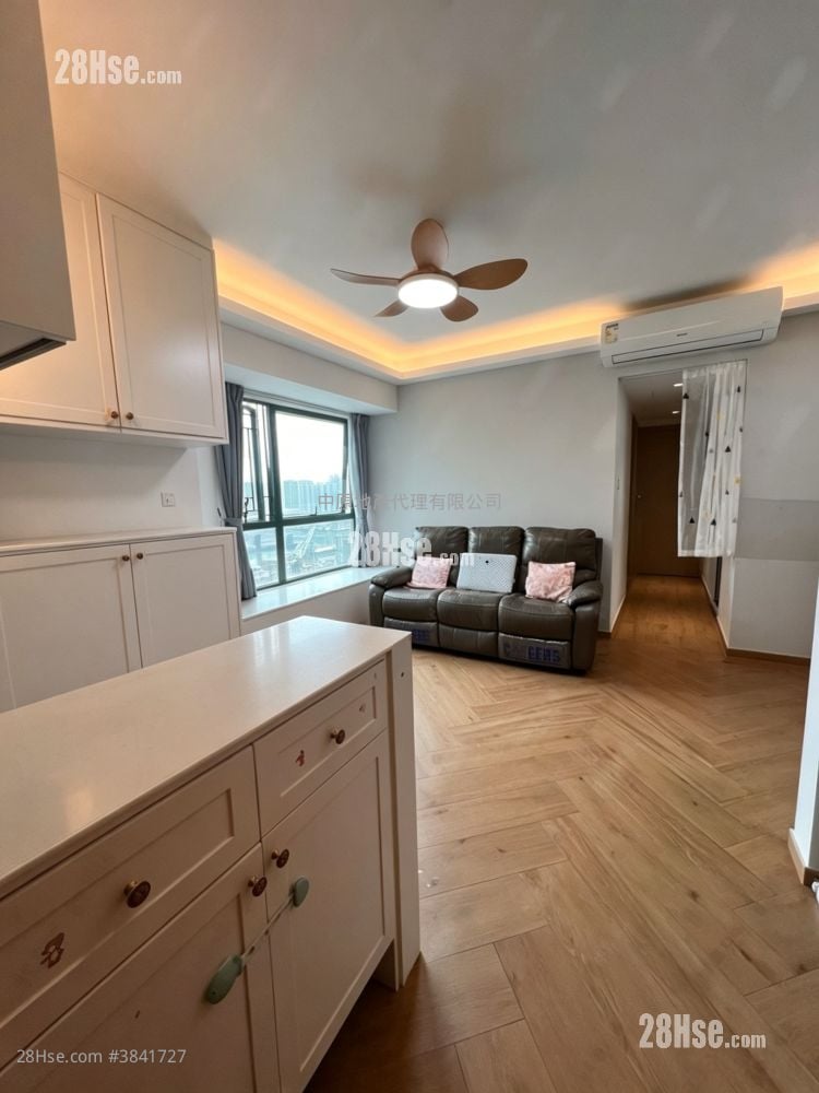 The Seacrest Sell 3 Bedrooms 606 ft²