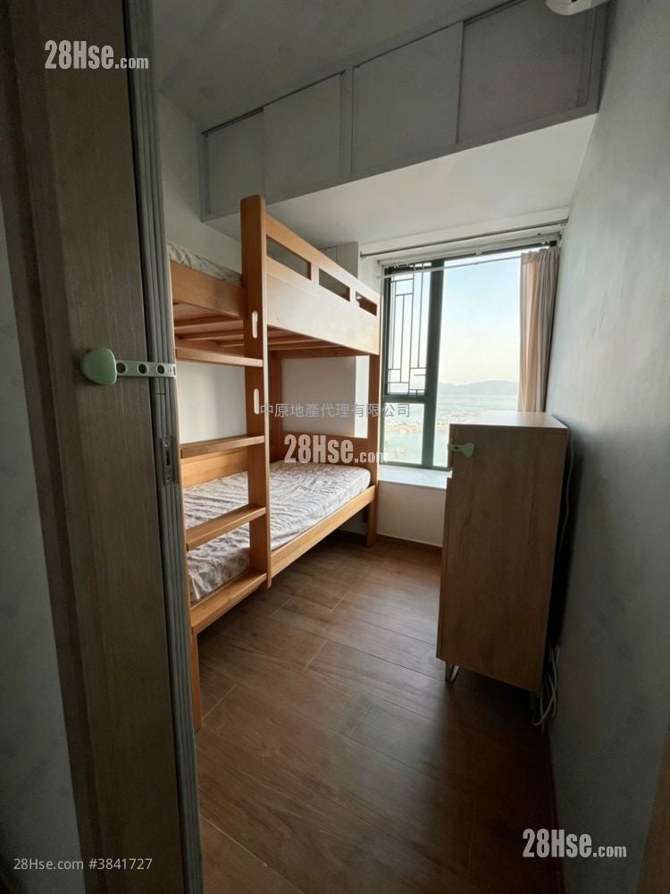 The Seacrest Sell 3 Bedrooms 606 ft²