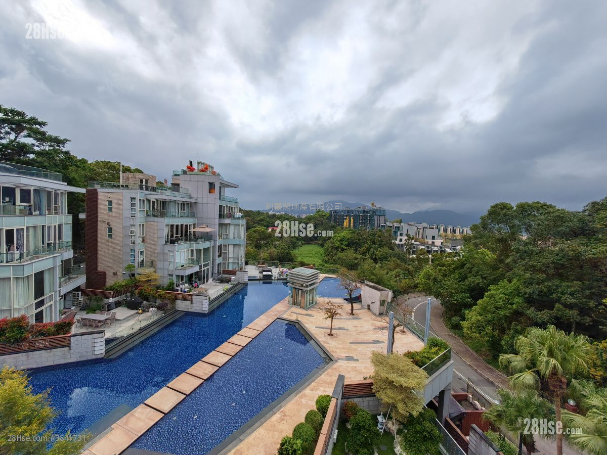 L'utopie Rental 4 Bedrooms , 2 Bathrooms 1,533 ft²