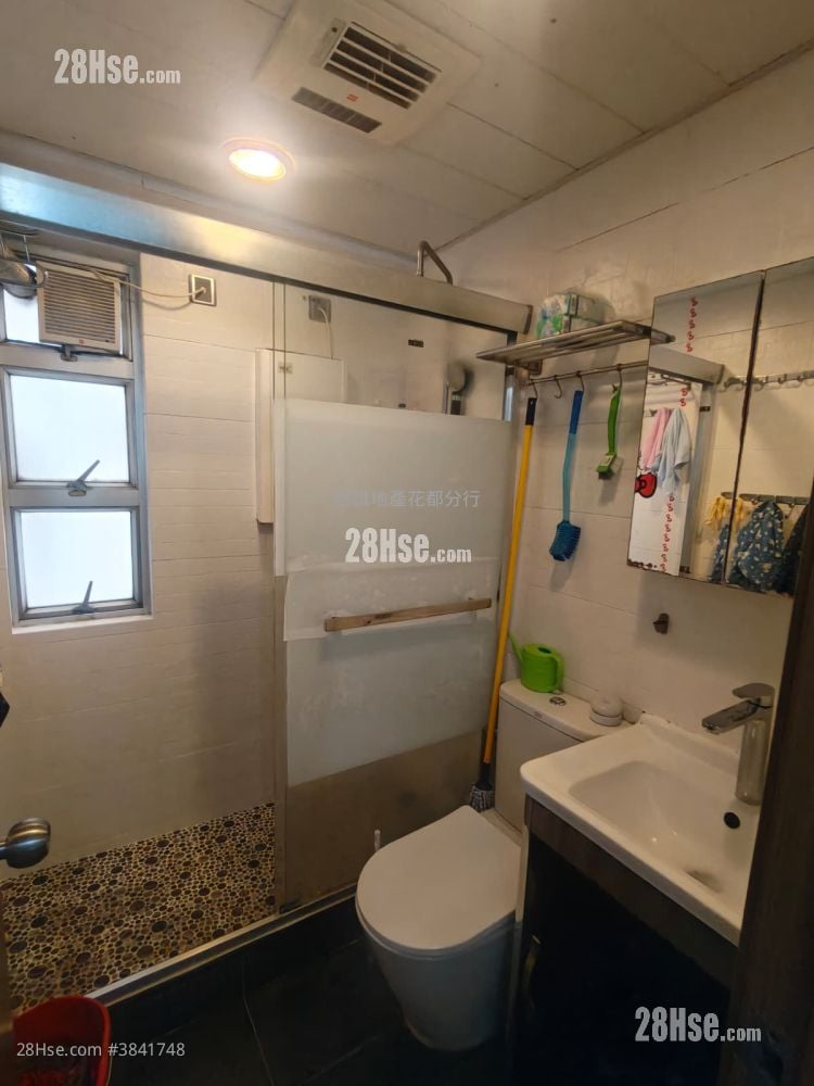 Flora Plaza Sell 2 Bedrooms , 1 Bathroom 413 ft²