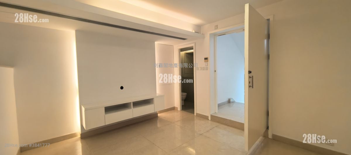 Las Pinadas Rental 3 Bedrooms , 2 Bathrooms 1,925 ft²