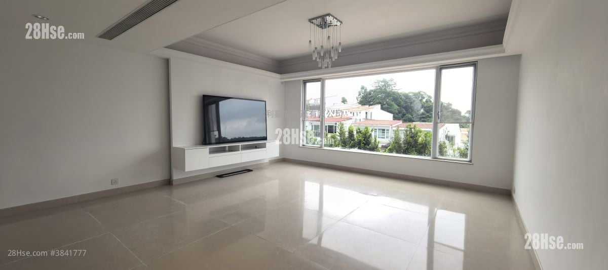Las Pinadas Rental 3 Bedrooms , 2 Bathrooms 1,925 ft²