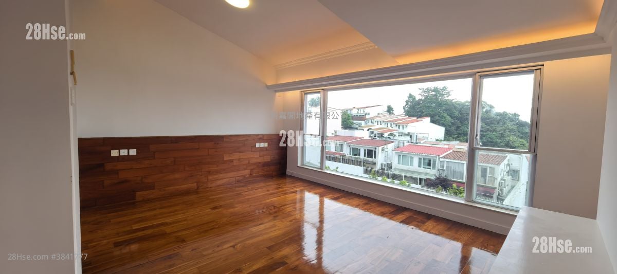 Las Pinadas Rental 3 Bedrooms , 2 Bathrooms 1,925 ft²