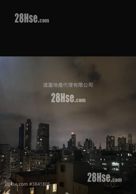 Chi Fai Court Sell 2 Bedrooms , 1 Bathroom 278 ft²