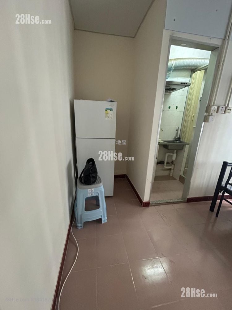 Hing Tat Mansion Rental 140 ft²