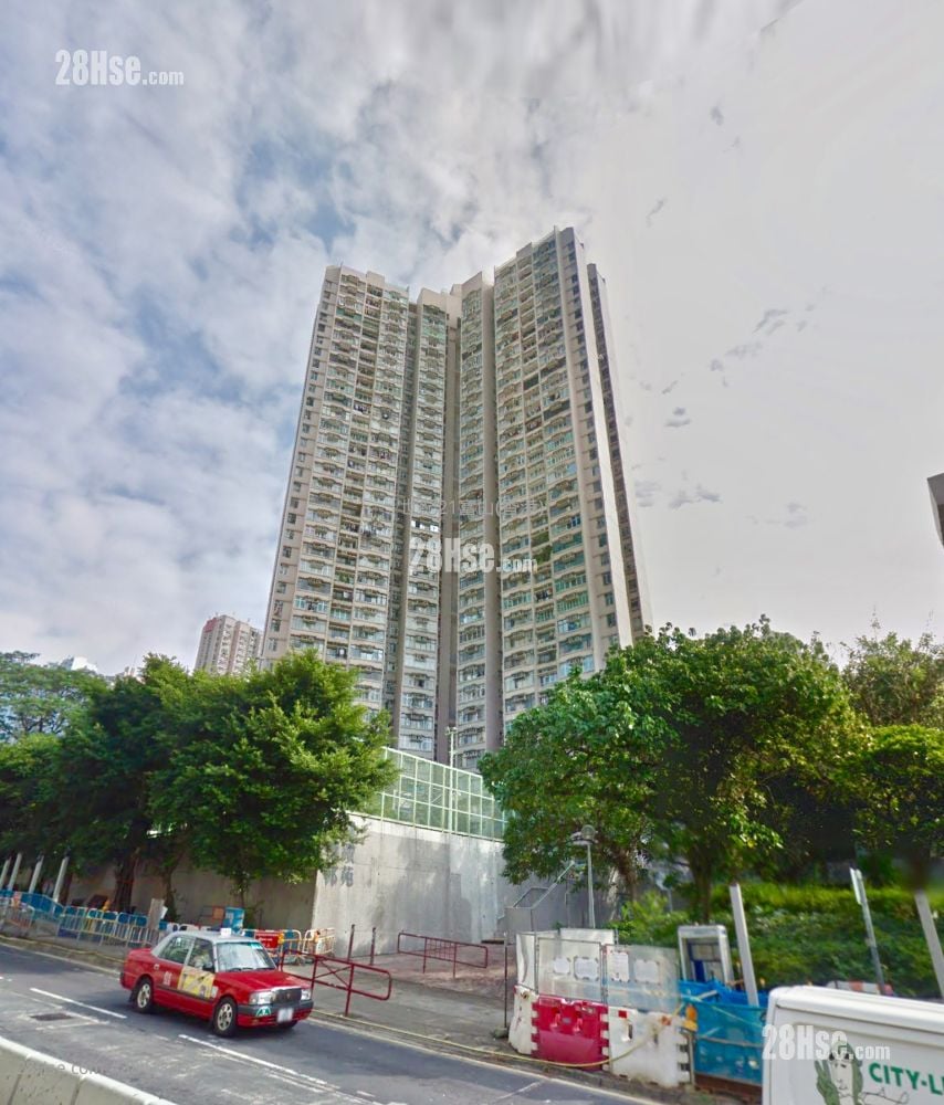 Fung Chuen Court Sell 2 Bedrooms , 1 Bathroom 443 ft²