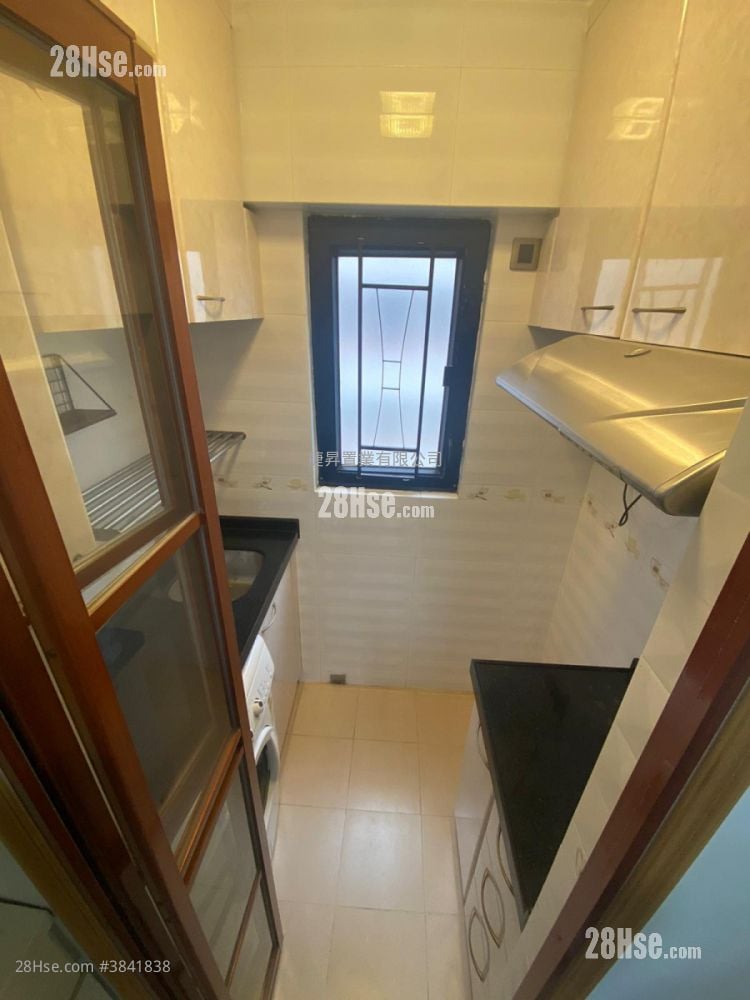 Besthing Garden Sell 2 Bedrooms , 1 Bathroom 244 ft²