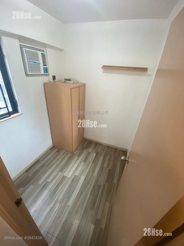 Besthing Garden Sell 2 Bedrooms , 1 Bathroom 244 ft²