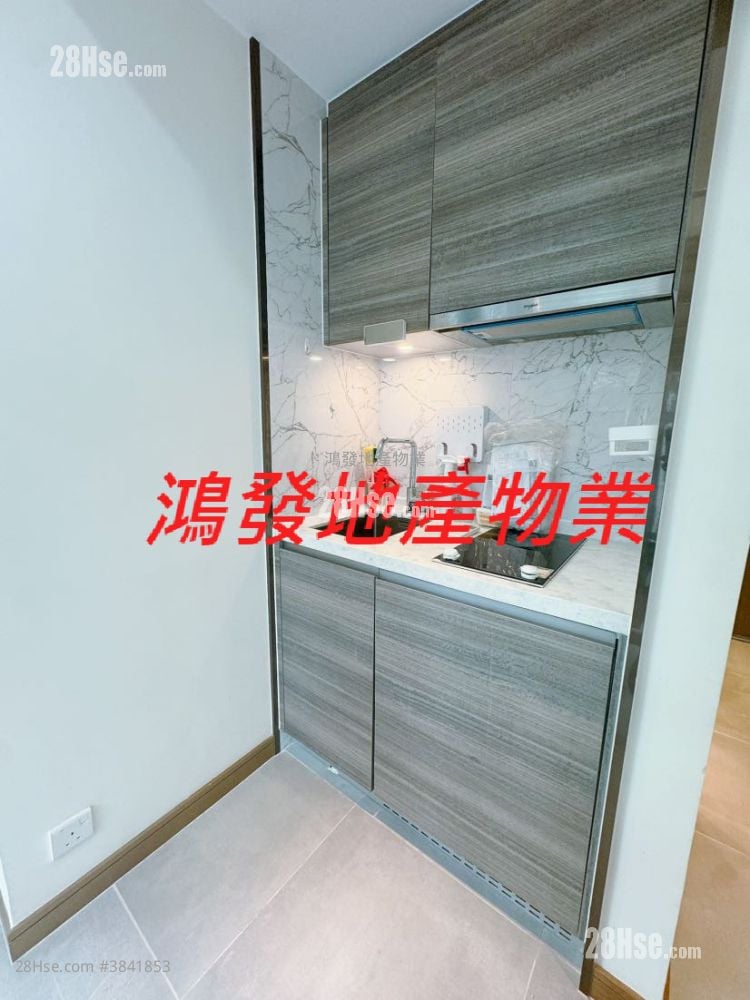 Ava61 Rental Studio , 1 Bathroom 164 ft²
