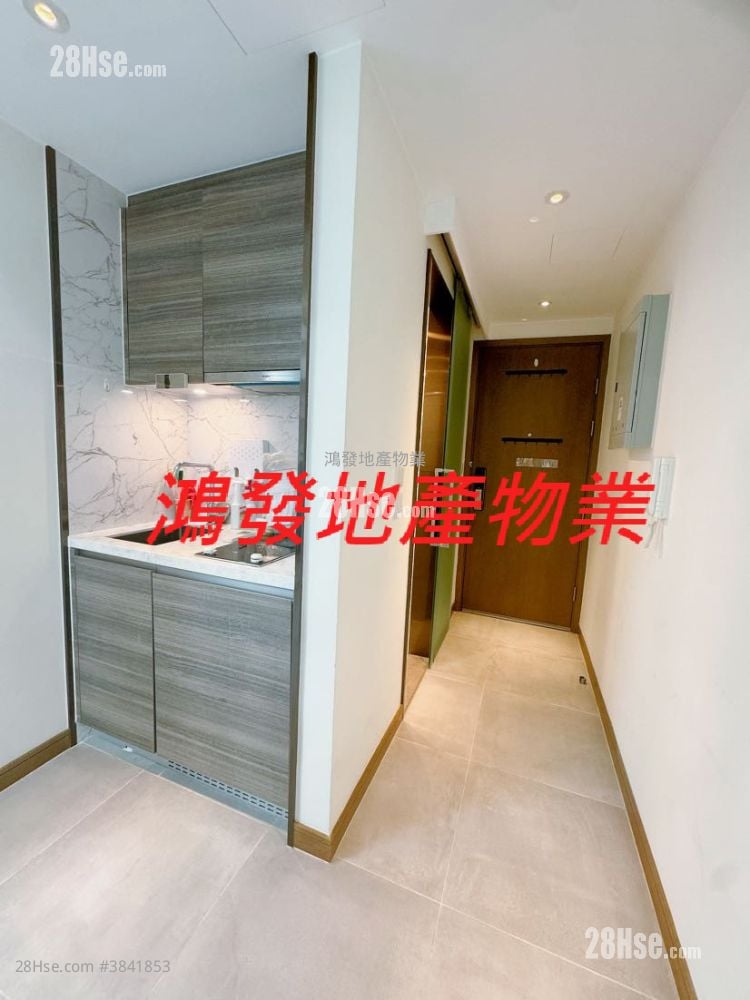 Ava61 Rental Studio , 1 Bathroom 164 ft²