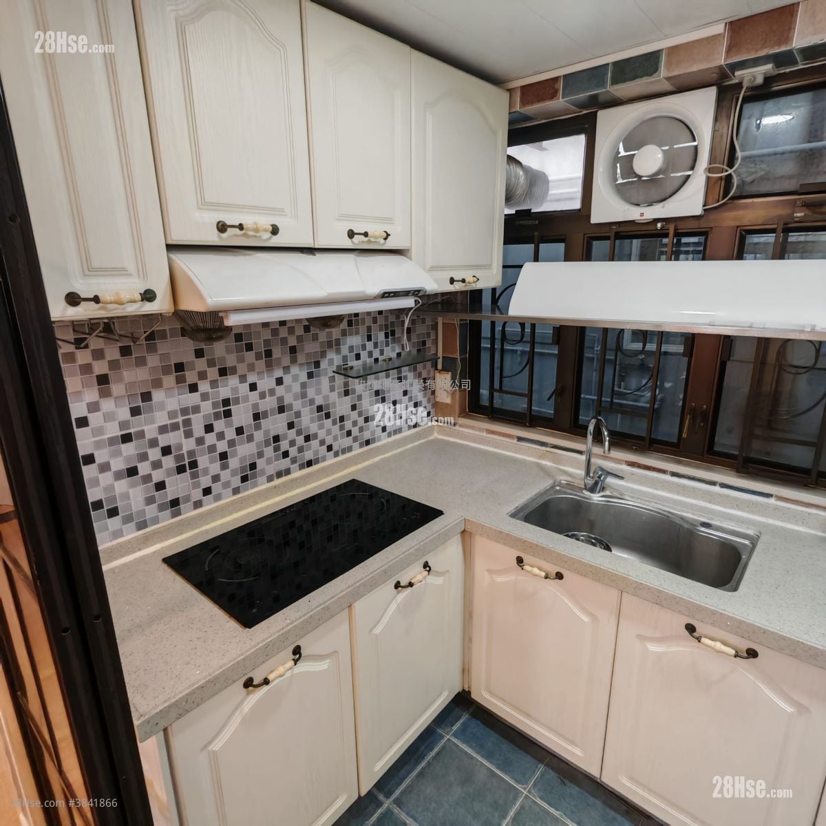 Fessenden Court Rental 2 Bedrooms , 1 Bathroom 405 ft²