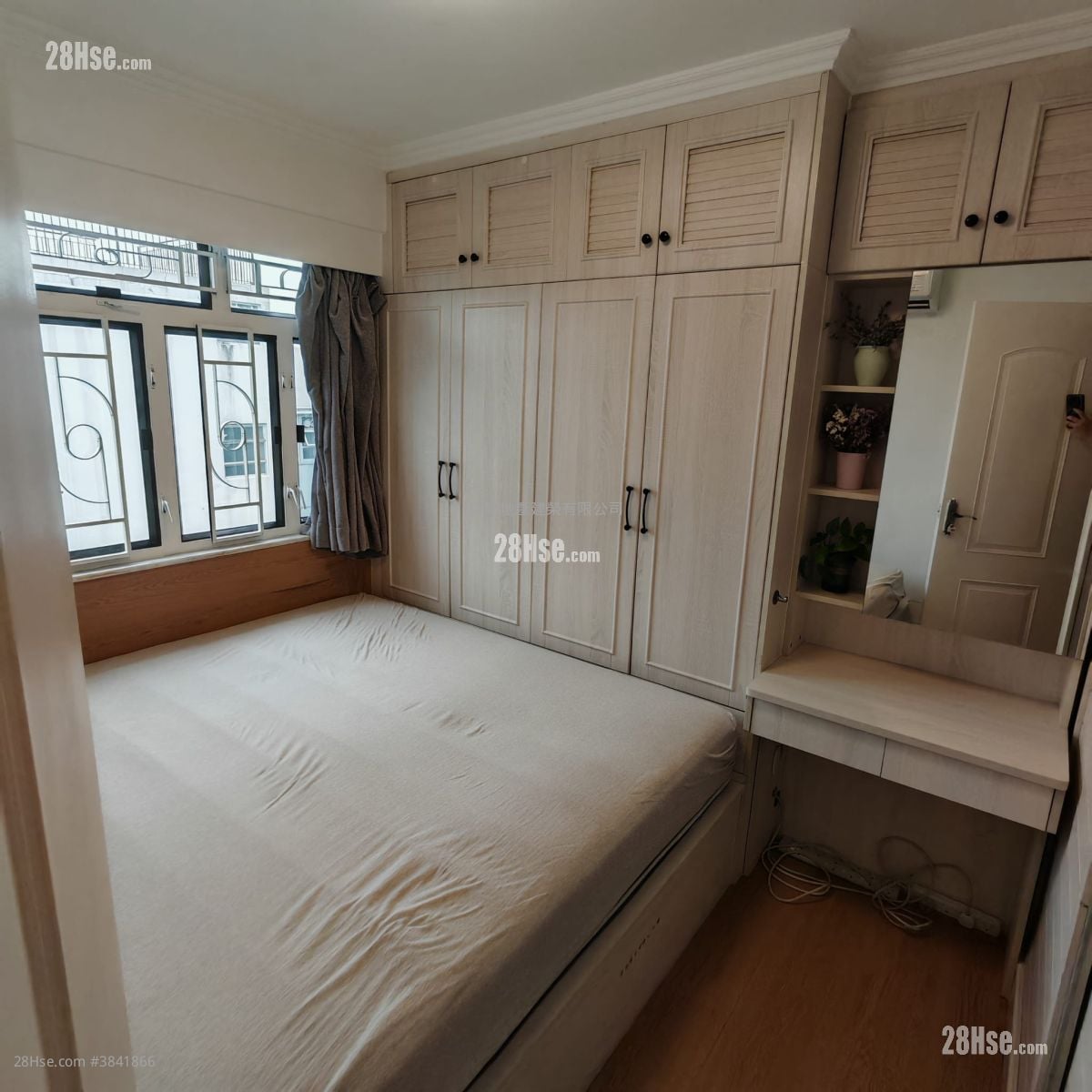 Fessenden Court Rental 2 Bedrooms , 1 Bathroom 405 ft²