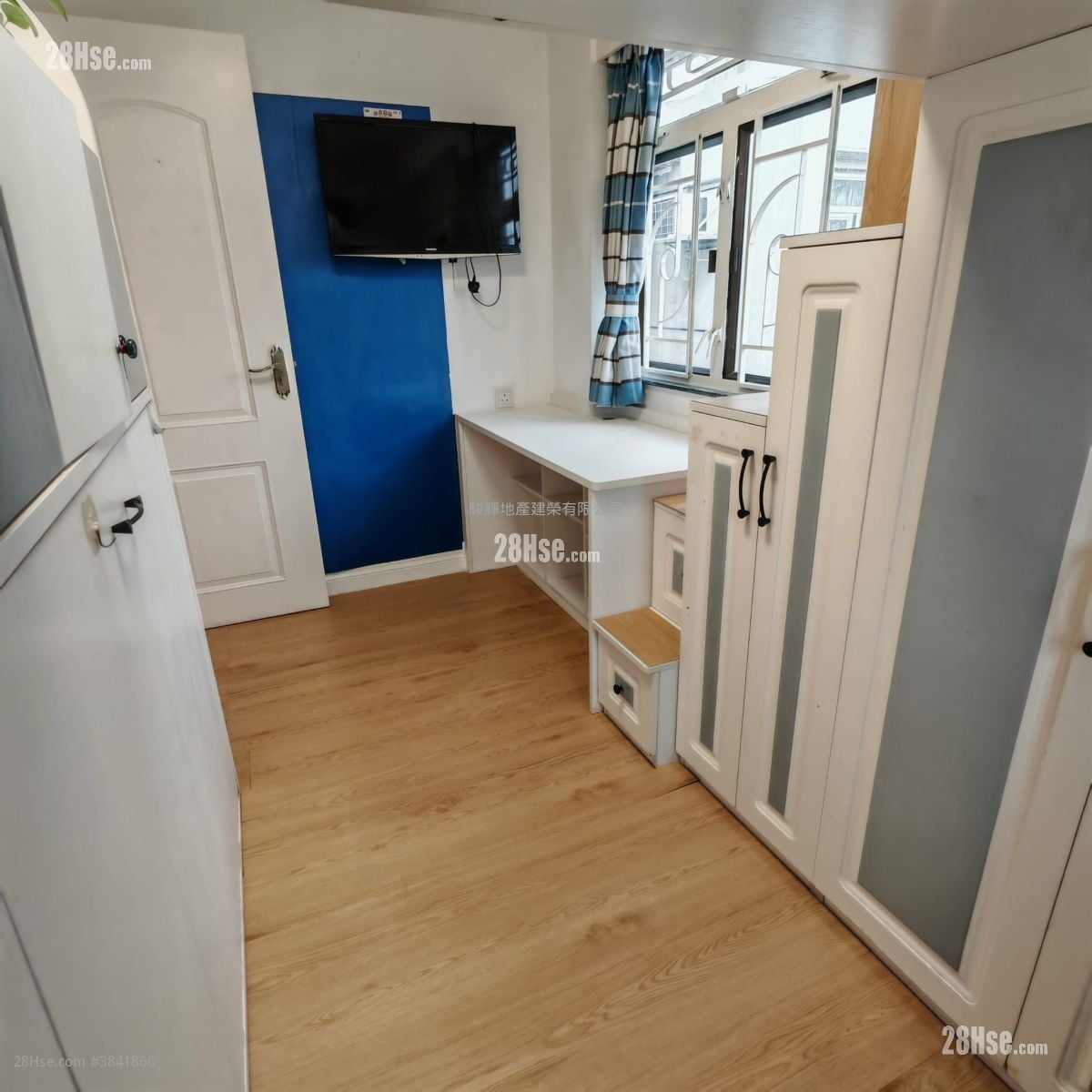 Fessenden Court Rental 2 Bedrooms , 1 Bathroom 405 ft²