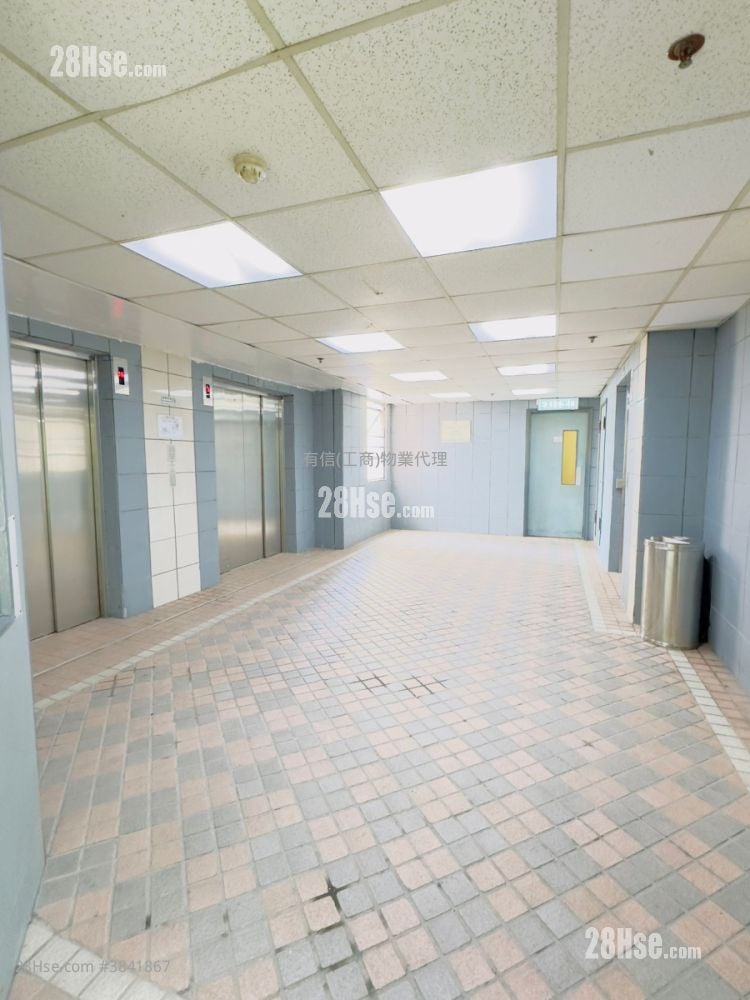 Kowloon Plaza Rental 2 Bedrooms 671 ft²