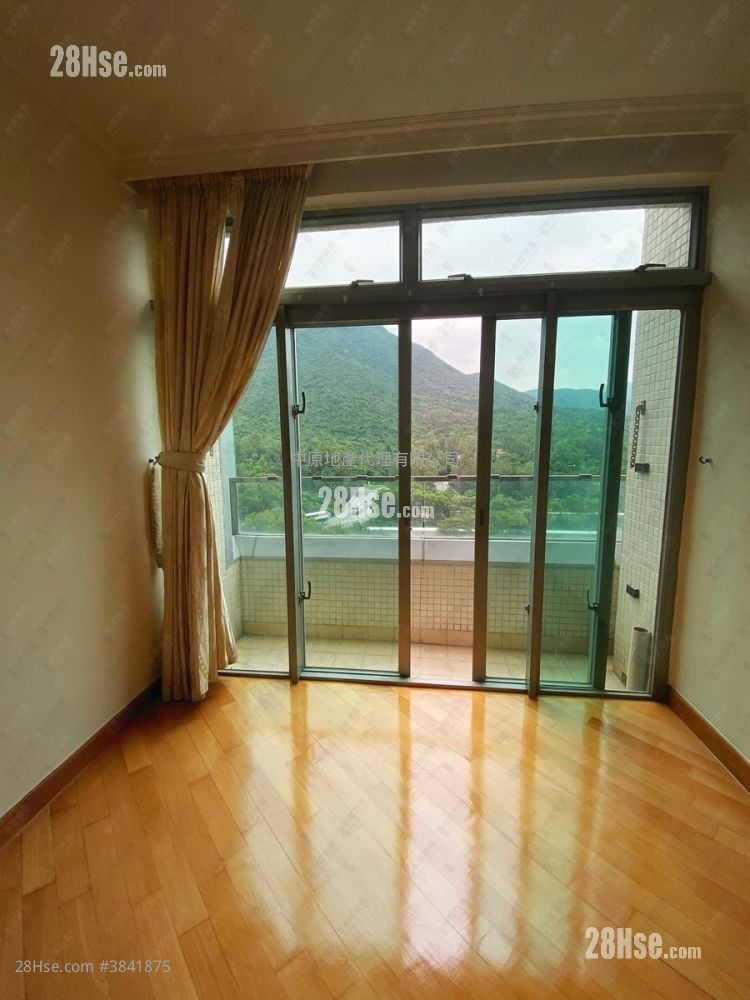 Coastal Skyline Sell 2 Bedrooms , 1 Bathroom 592 ft²